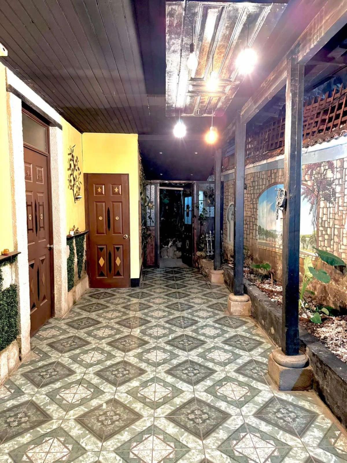 C&M Exclusive Private Rooms Quetzaltenango Exterior photo